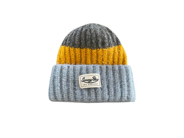 BEANIES | NicSon Mercantile display picture 2